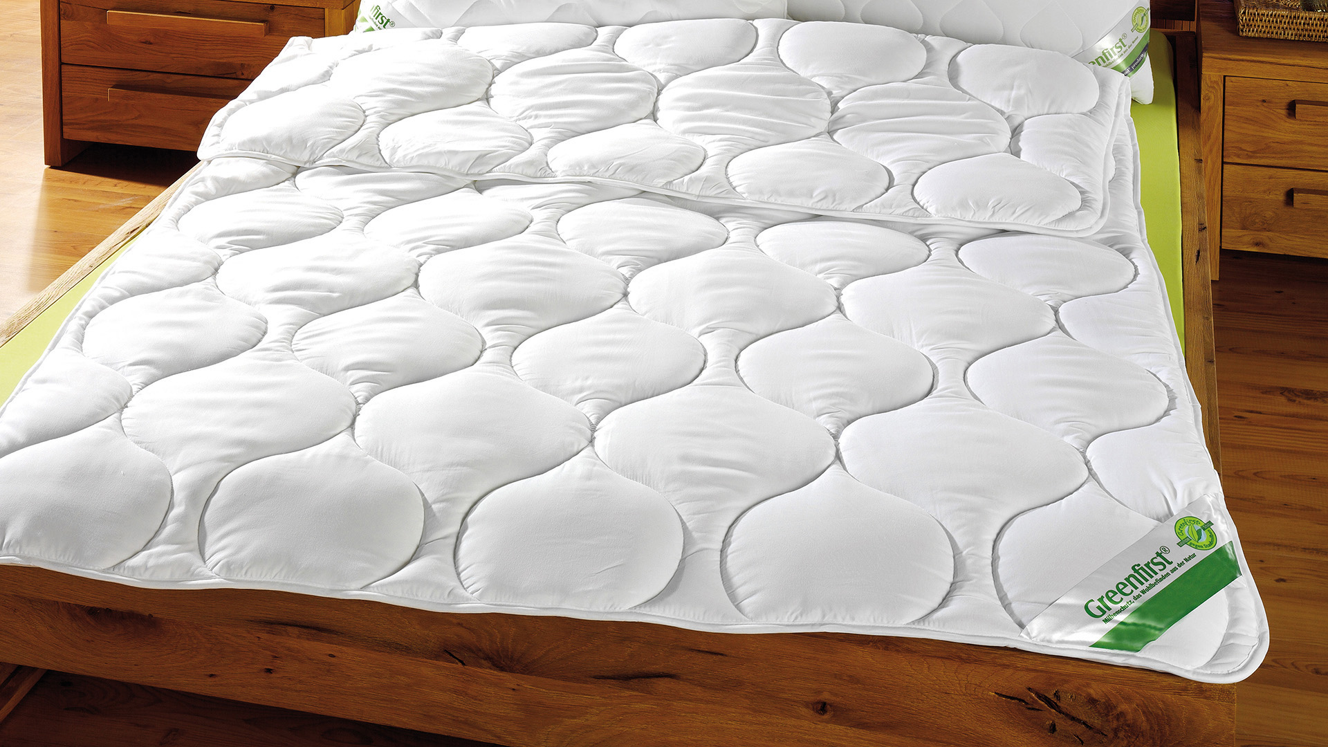 00173_00180_Greenfirst_Steppdecke_Milieu Greenfirst Anti Milbe Steppdecke 155x220cm