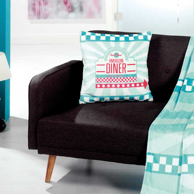 zierkissen-50x50cm-50er-jahre-mint-diner-ambiente American Diner Zierkissen mint weiß 50x50cm von KBT Bettwaren Ambiente